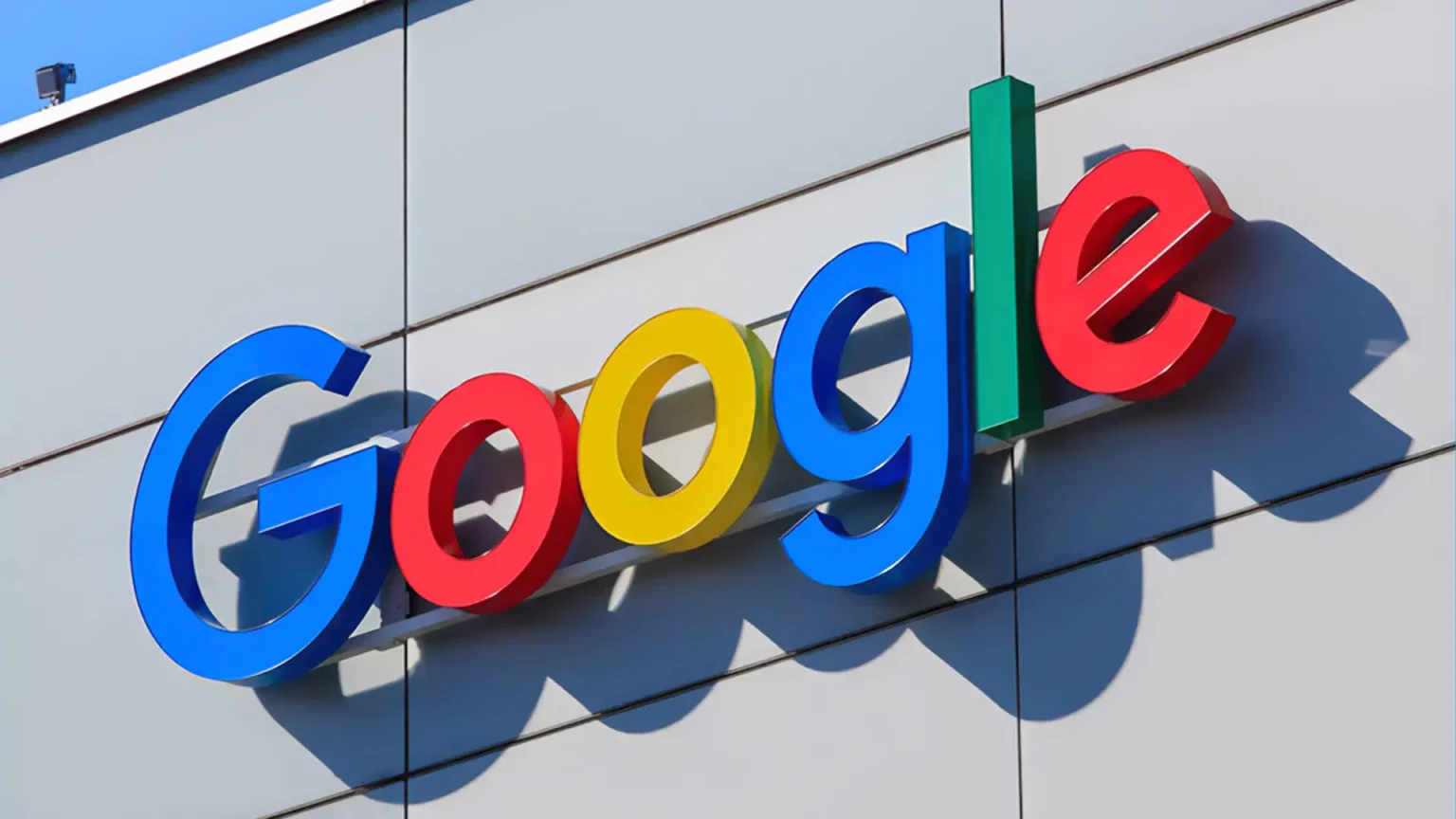 Google'ın yapay zeka destekli yeni bir arama motoru çıkaracağı iddia edildi