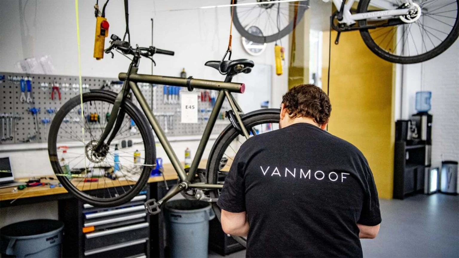 BinBin, iflas eden elekrikli bisiklet üreticisi VanMoof'u satın almayı planlıyor