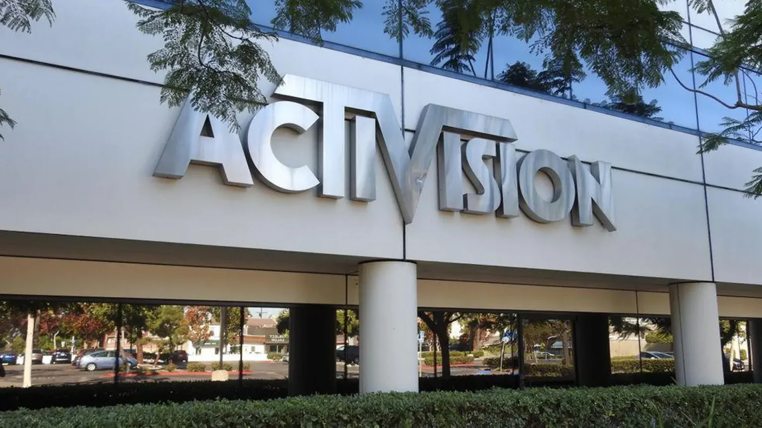 Actision Blizzard, kadın çalışanlara karşı ayrımcılık yaptığı için 50 milyon dolar ödeyecek
